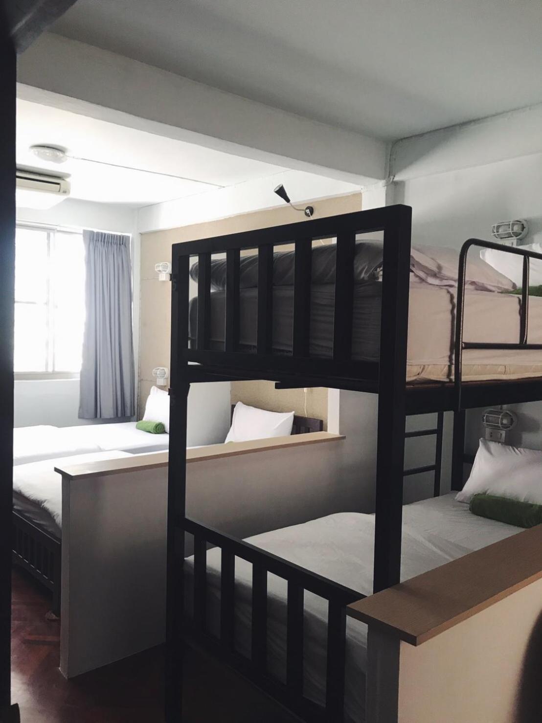 Victory Park Hostel Bangkok Room photo